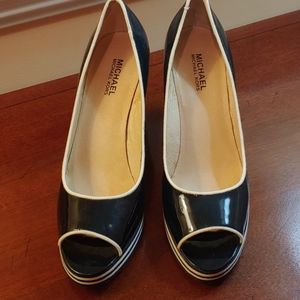 Michael Michael Kors wedges